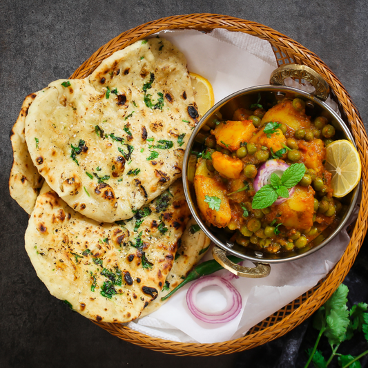 Aagrah 8-Pack Curry Lover's Selection